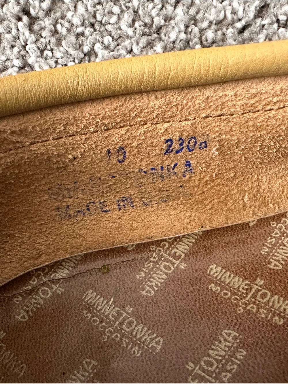Minnetonka Mustard Leather Moccasin Loafers